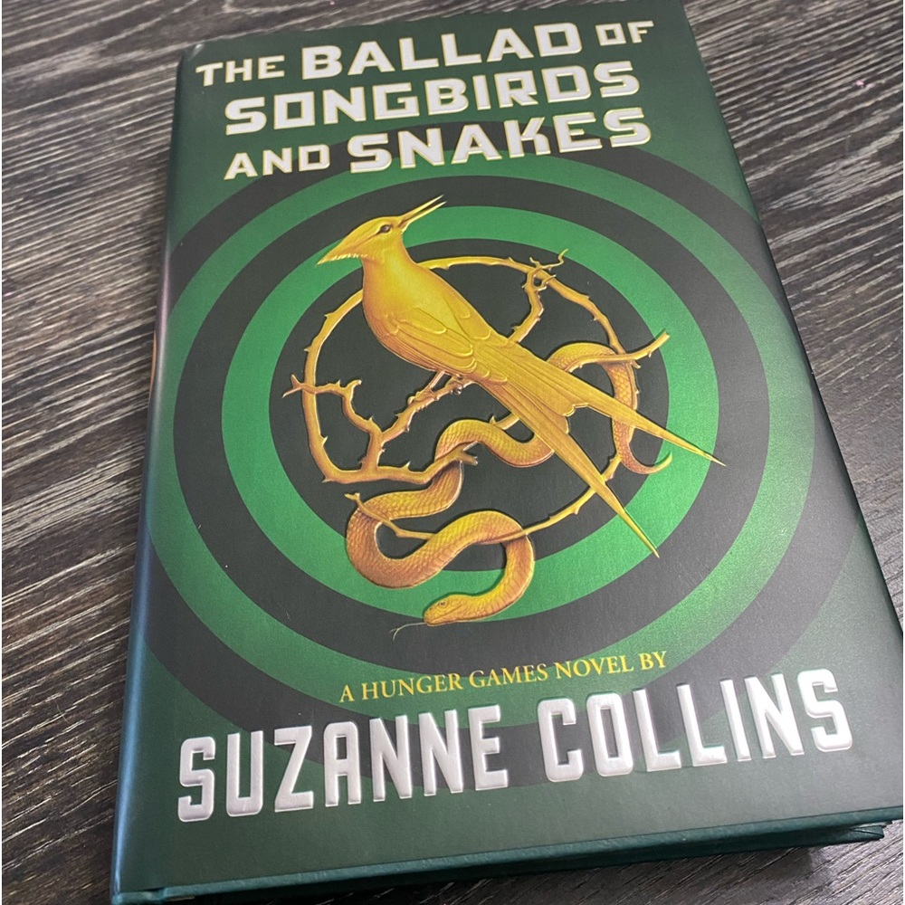 ✨🌸2/$10 🌸✨The Ballad Of Songbirds and Snakes Book Hard Cover